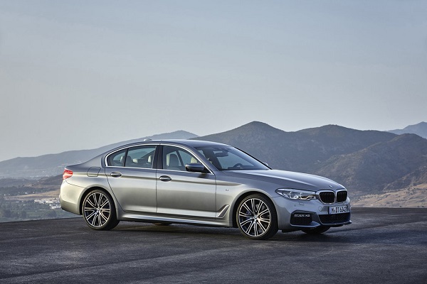 BMW 5 G30/G31 (2017-2022) – Sicherungskasten