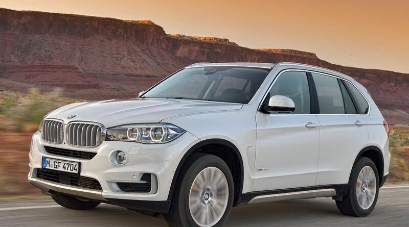 BMW X5 F15 (2013-2018) – Sicherungskasten