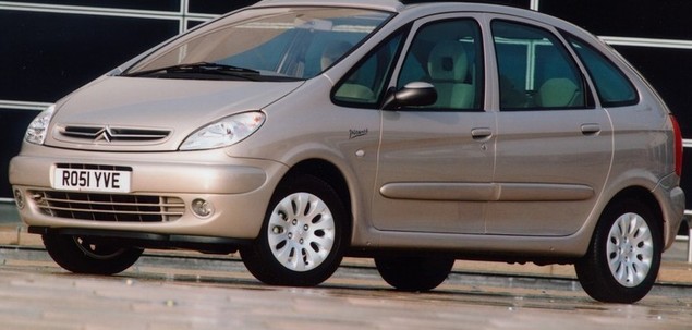 Citroen Xsara Picasso (1999-2008) – Batterie