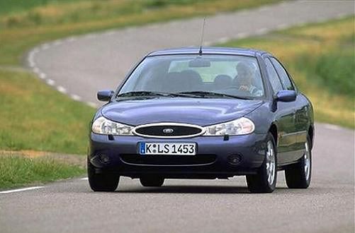 Ford Mondeo II (1996-2000) – Batterie