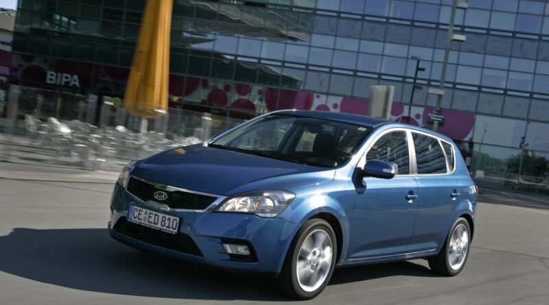 Kia Ceed (2010-2011) – Sicherungskasten