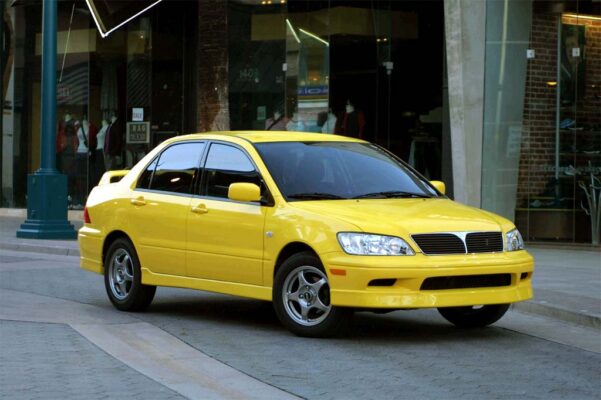 Mitsubishi Lancer (2000-2018) – Sicherungskasten