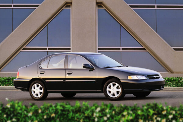 Nissan Altima (1998-2018) – Sicherungskasten