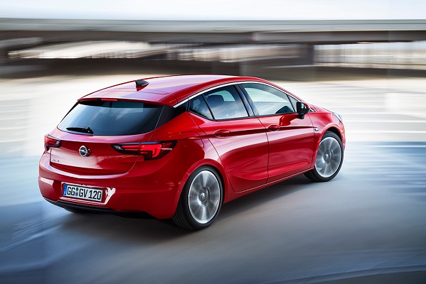 Opel Astra K (2016-2021) – Sicherungskasten