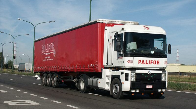 Renault Magnum (2001-2014) – Sicherungskasten
