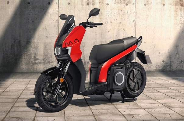 Seat MO 125 eScooter – Sicherungskasten
