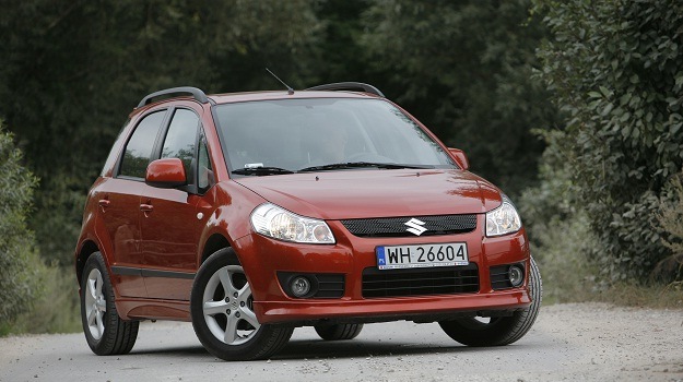 Suzuki SX4 (2006-2013) – Sicherungskasten