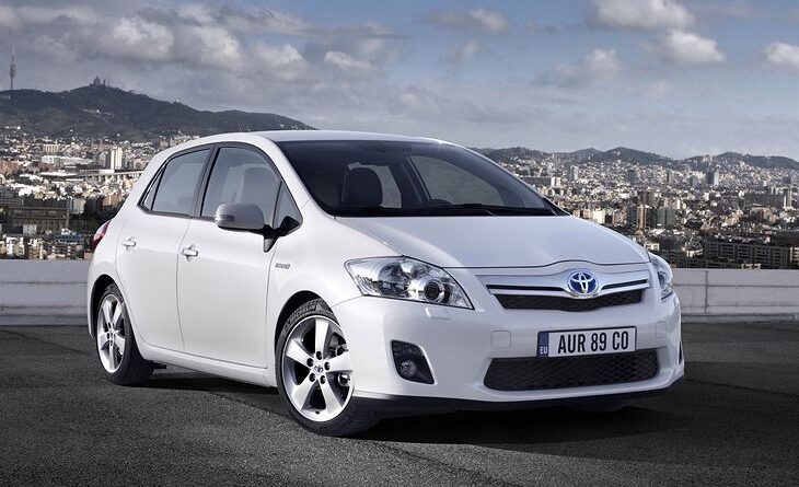 Toyota Auris Hybrid (2011-2012) – Sicherungskasten