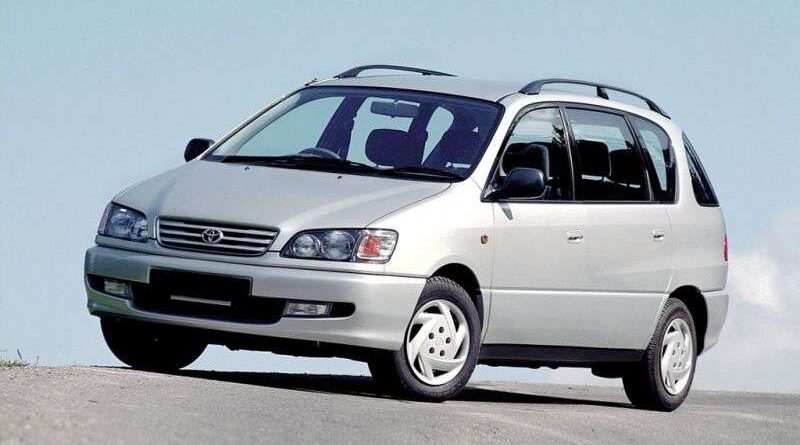 Toyota Ipsum (2001-2009) – Sicherungskasten und Relais