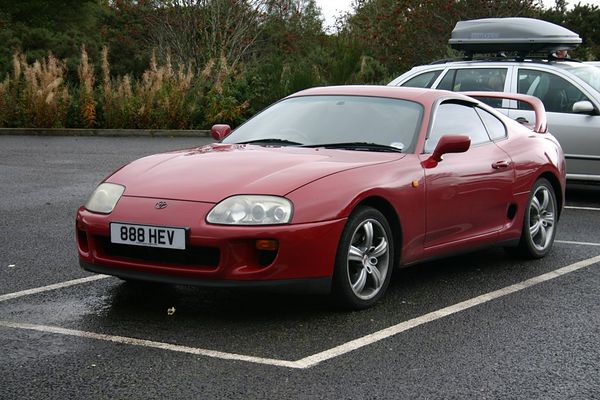 Toyota Supra IV (1992-2002) – Sicherungskasten