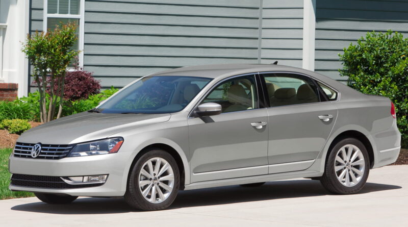 Volkswagen Passat B7 (2010-2015) – Sicherungskasten