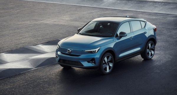Volvo C40 Recharge (2022) – Sicherungskasten