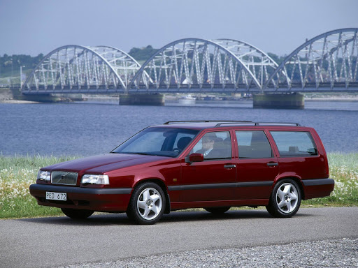 Volvo V70 (1998-2016) – Sicherungskasten