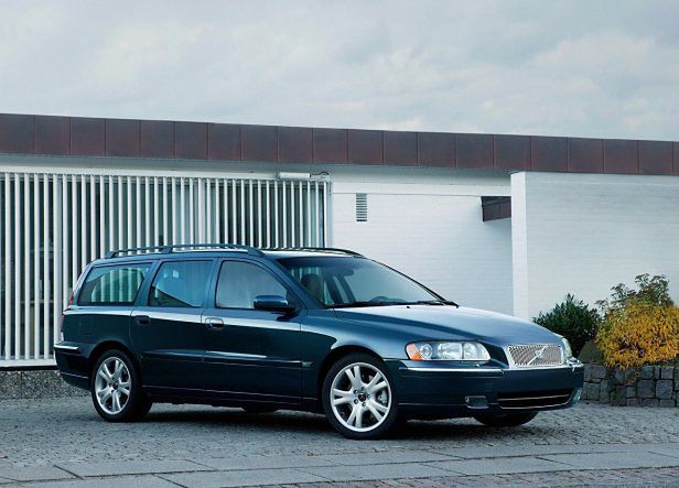 Volvo V70 II (2000-2007) – Batterien
